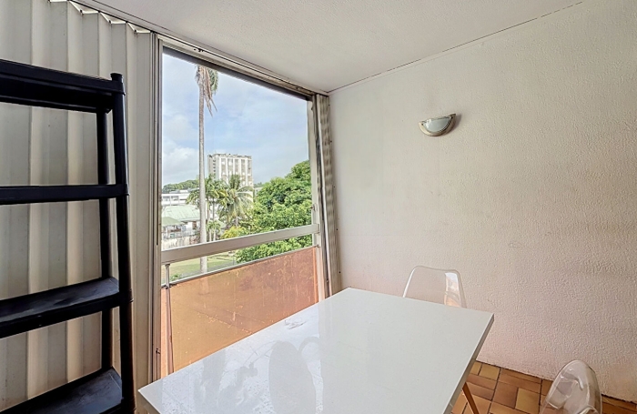 Vente Appartement 58.13m&sup2; 3 pi&egrave;ces Les Abymes