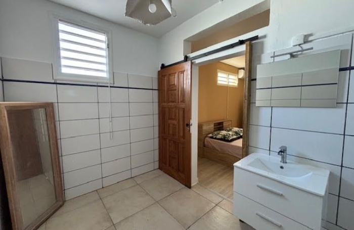 Location Appartement 77m&sup2; 3 pièces Sainte Anne