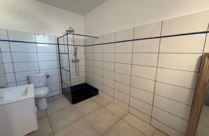 Location Appartement 77m&sup2; 3 pièces Sainte Anne