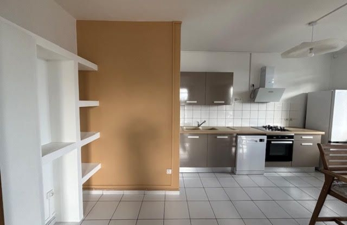 Location Appartement 77m&sup2; 3 pièces Sainte Anne