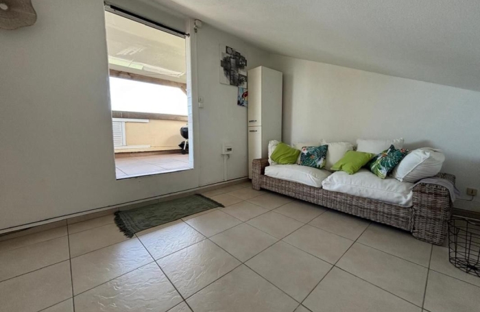 Location Appartement 109.44m&sup2; 4 pièces Pointe-&agrave;-Pitre