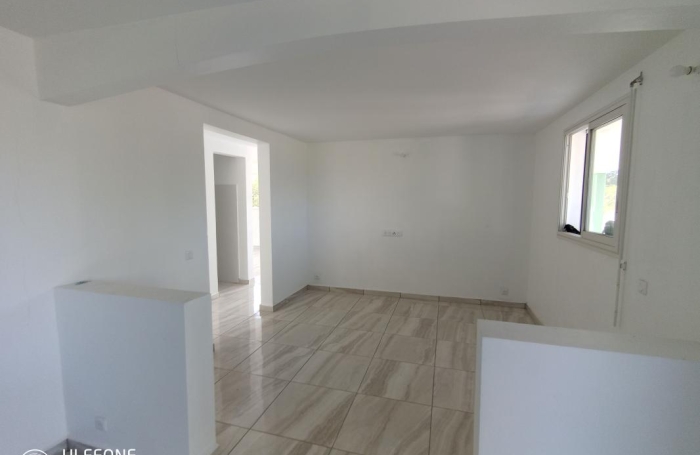 Location Maison 75m&sup2; 4 pièces Sainte Anne