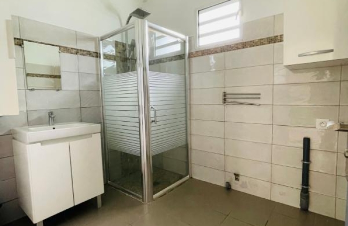 Location Maison 56.78m&sup2; 3 pièces Les Abymes