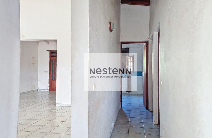 Vente Maison 160m&sup2; 8 pi&egrave;ces Lamentin