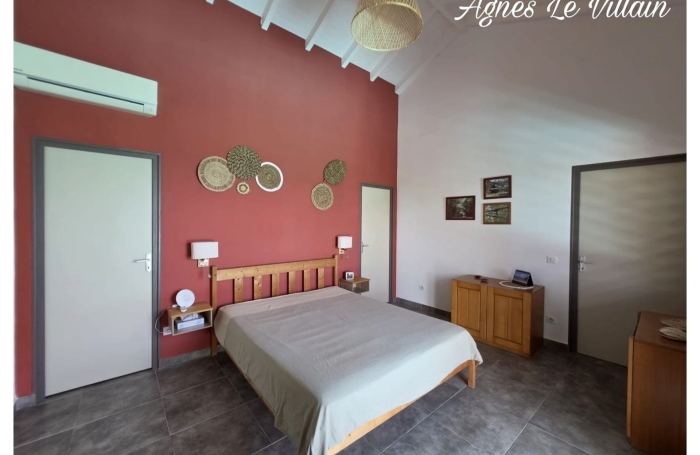 Vente Maison 140m&sup2; 5 pièces Bouillante