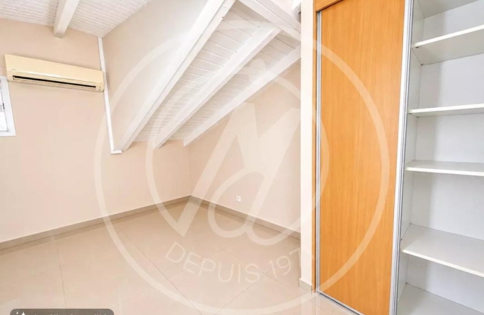Vente Appartement 64.72m&sup2; 3 pièces Gosier