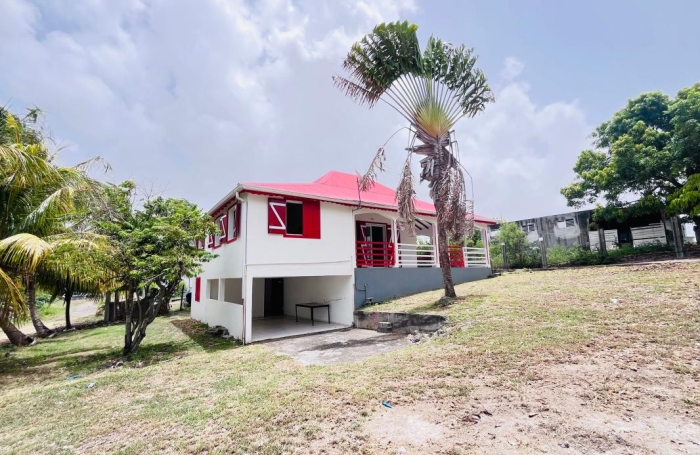 Vente Maison 98m&sup2; 3 pièces Petit-Canal