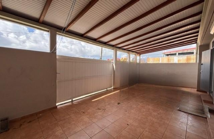 Location Maison 97160