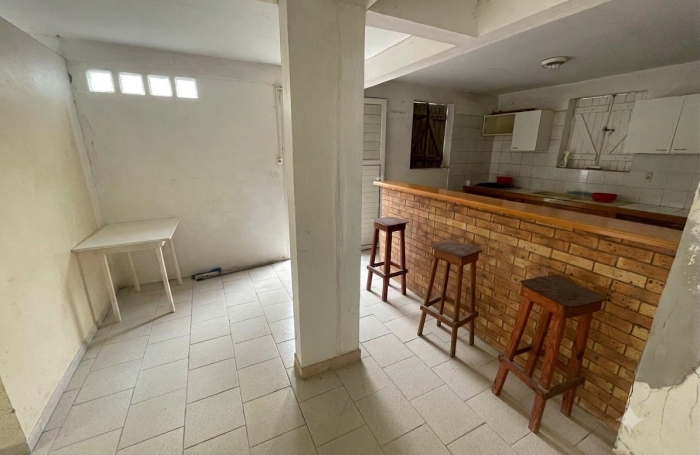 Vente Maison 417m&sup2; 16 pi&egrave;ces Anse-Bertrand