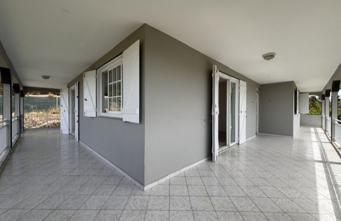 Haut de villa situ&eacute; &agrave; Dunoyer - Gosier