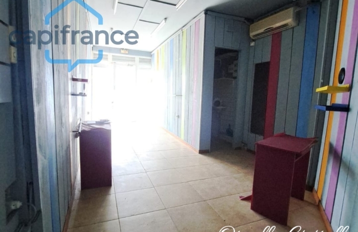 Vente Immeuble 78m&sup2; 6 pièces Pointe-&agrave;-Pitre