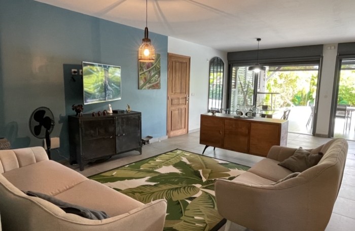 LOCATION VILLA F6 MEUBLEE avec Piscine, garage et bungalow F2 (entr jardin et piscine inclus)
