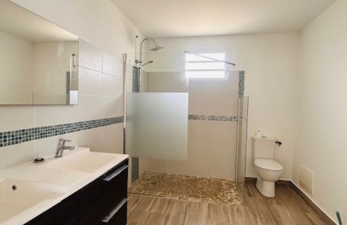 Location Maison 118.63m&sup2; 4 pièces Petit-Canal