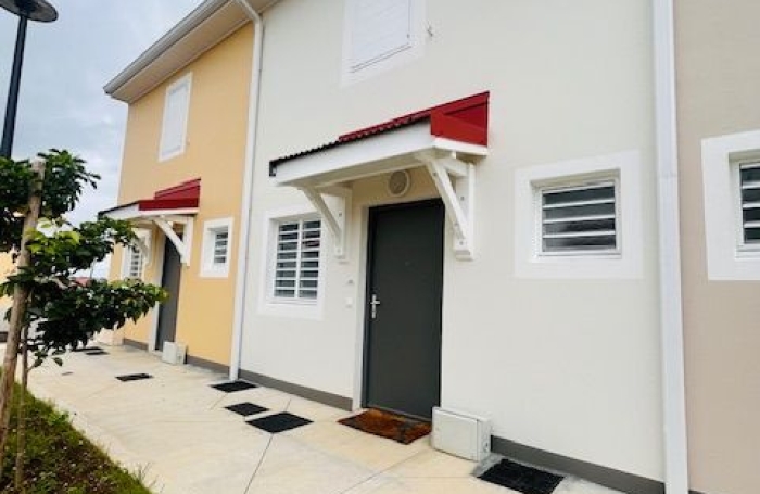 Location Maison 97111