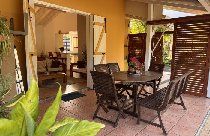 VILLA  AVEC PISCINE -  PETIT-BOURG