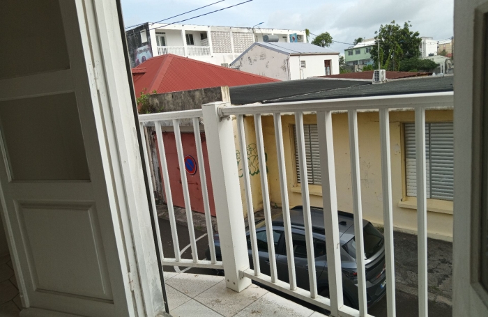 Appartement T2 (non meubl&eacute;) - Centre ville 97160 LE MOULE