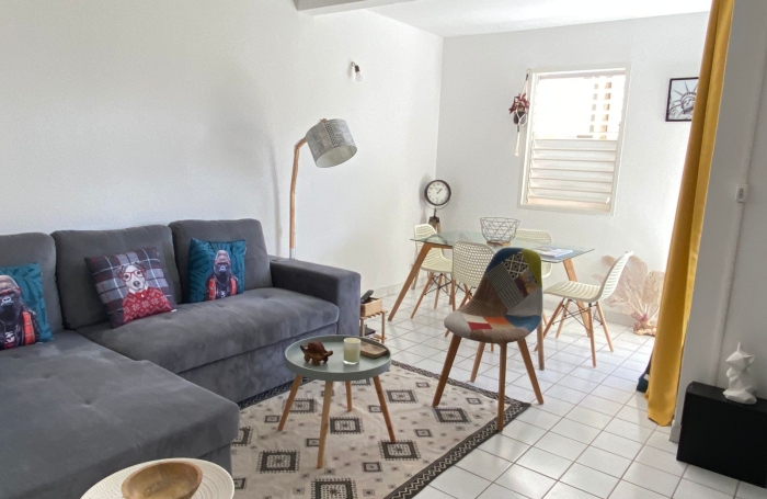Location Appartement 97115
