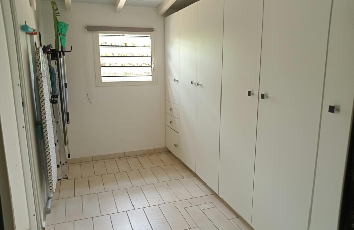 MAISON T3 (87m2) - JUMELL&Eacute;E et MEUBL&Eacute;E - Belcourt 97122 BAIE-MAHAULT