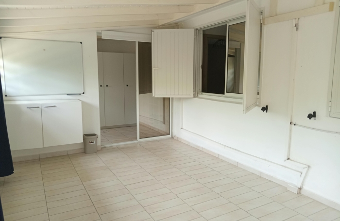 MAISON T3 (87m2) - JUMELL&Eacute;E et MEUBL&Eacute;E - Belcourt 97122 BAIE-MAHAULT