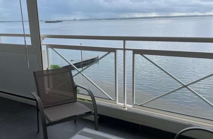 LOCATION Spacieux T3 Duplex de 78m2 Meubl&eacute; et Vue mer