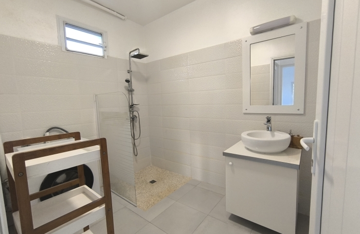 LOCATION T2 meubl&eacute; avec jardin EAU - EDF - Jardin inclus dans le loyer - 1150&euro;