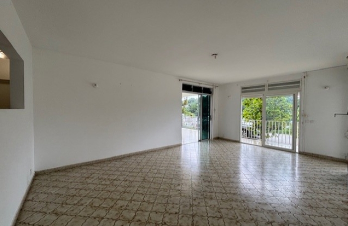Maison individuelle spacieuse - Longfort Immobilier
