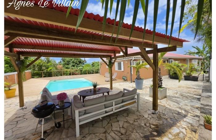 Vente Maison 116m&sup2; 5 pièces Bouillante