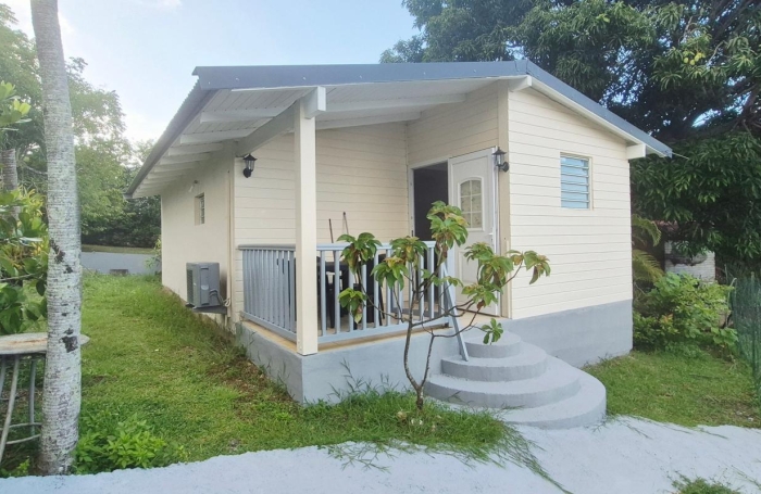 Location Maison 97115