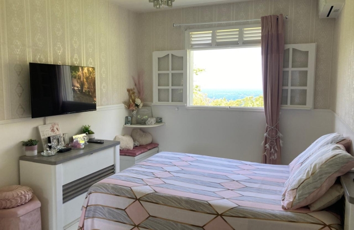 VIEUX-FORT , VILLA T5 individuelle VUE MER - Terrasse , possibilit&eacute; de revenus locatifs