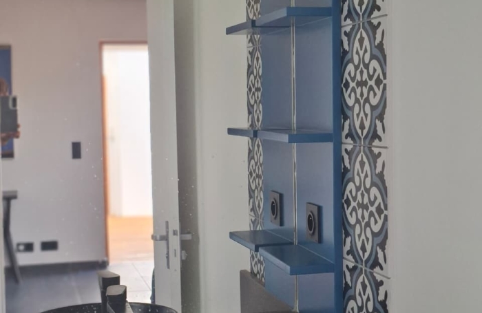 DESHAIES   VILLA CREOLE RENOVEE AVEC PISCINE ET ACCES DIRECT A UNE CRIQUE