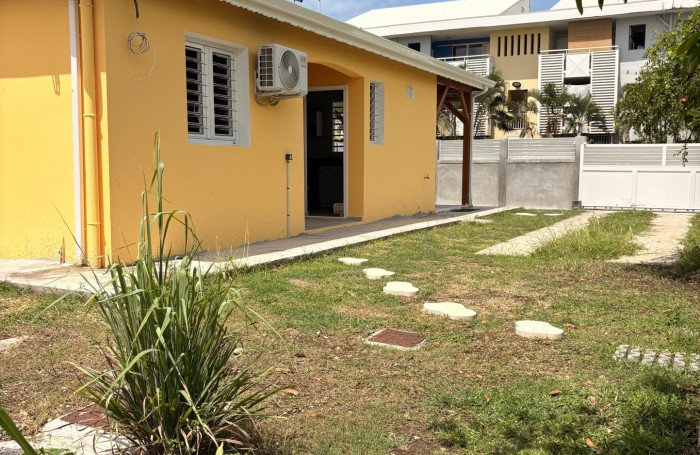 VILLA T3 (59m2) - Meubl&eacute;e - Lotissement de Marly 97180 SAINTE-ANNE