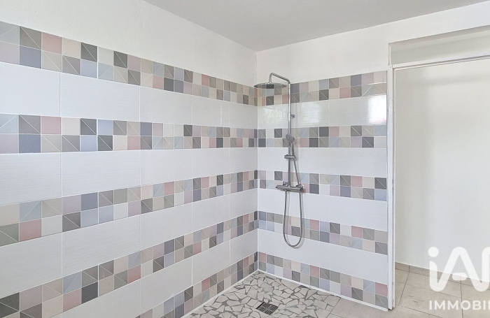 Vente Divers 110m&sup2; 5 pièces Saint Fran&ccedil;ois