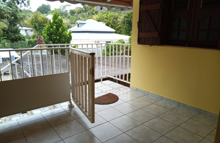 HAUT DE VILLA T3  (75m2) - Fontarabie 97170 PETIT-BOURG