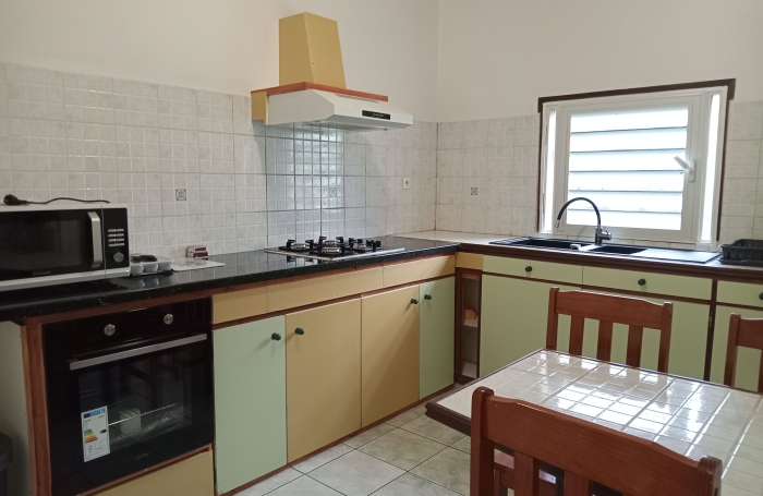 HAUT DE VILLA T3  (75m2) - Fontarabie 97170 PETIT-BOURG