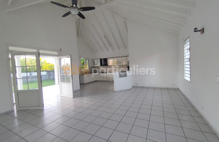 Location Maison 119.9m&sup2; 4 pi&egrave;ces Les Abymes