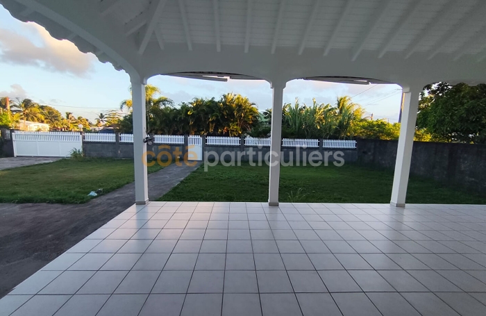Location Maison 119.9m&sup2; 4 pi&egrave;ces Les Abymes