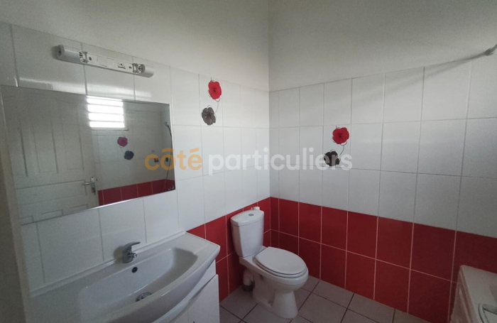 Location Maison 119.9m&sup2; 4 pi&egrave;ces Les Abymes