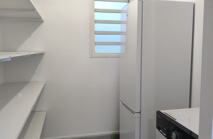 LOCATION Villa F5 avec PISCINE &agrave; Petit-Bourg VUE MER