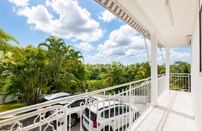 Location Appartement 87.29m&sup2; 3 pi&egrave;ces Sainte Anne