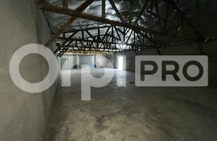 Louer un entrep&ocirc;t avec Orpi BOUTAREL