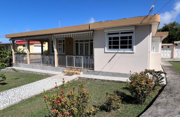 Location Maison 97160