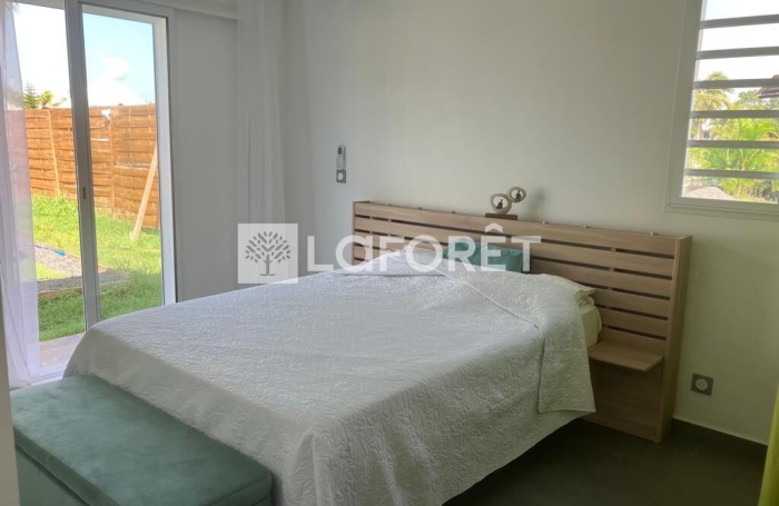 Location Maison 86m&sup2; 4 pi&egrave;ces Les Abymes