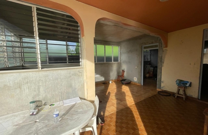 Vente Maison 283.84m&sup2; 13 pièces Les Abymes