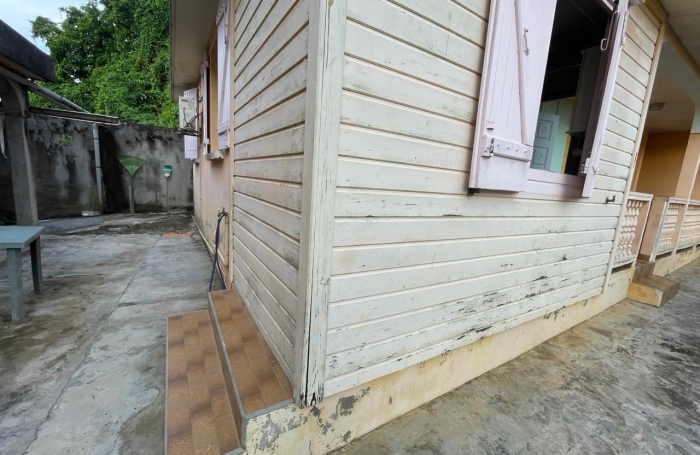 Vente Maison 283.84m&sup2; 13 pièces Les Abymes