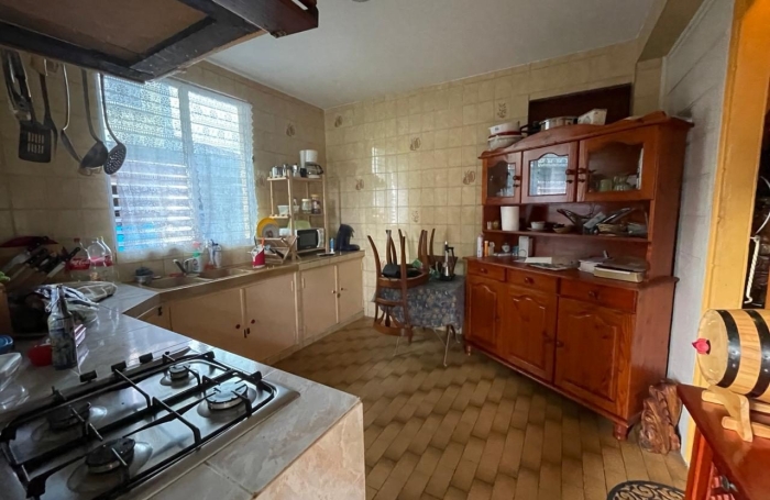 Vente Maison 283.84m&sup2; 13 pièces Les Abymes