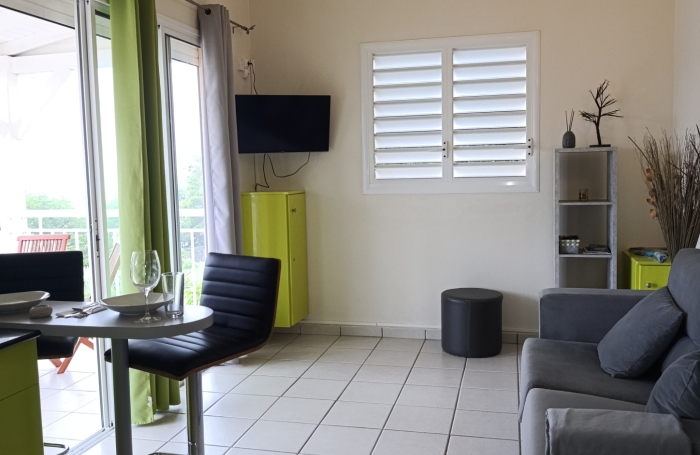 Pointe-Noire :Investissement rare &agrave; 5 logements, calme absolu