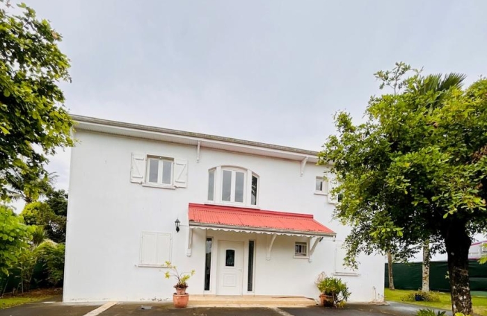 Location Maison 176.57m&sup2; 6 pièces Baie Mahault