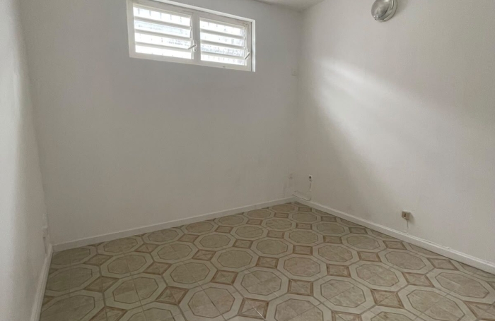 Vente Maison 152m&sup2; 5 pièces Lamentin