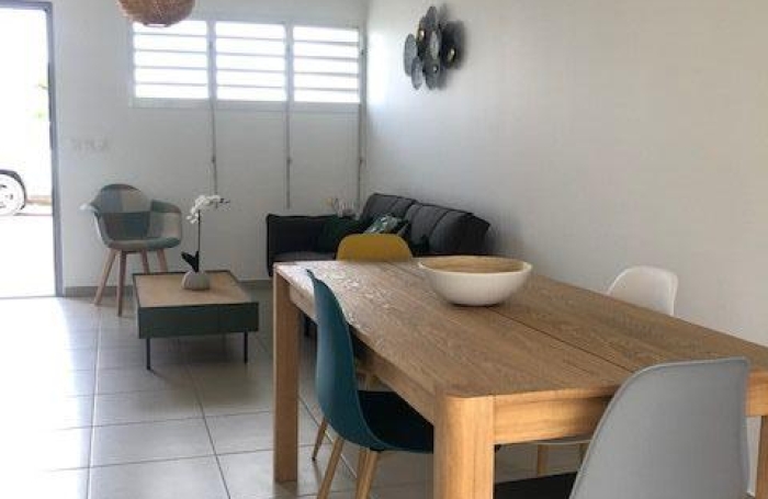 Location Maison 73.67m&sup2; 4 pièces Les Abymes