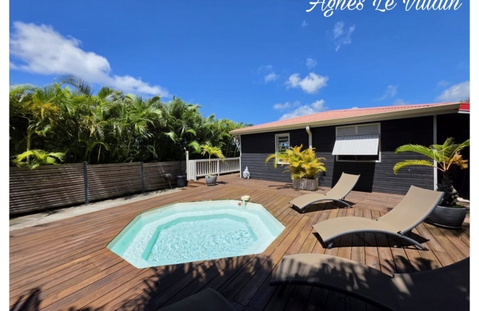 Vente Maison 180m&sup2; 7 pièces Pointe-Noire